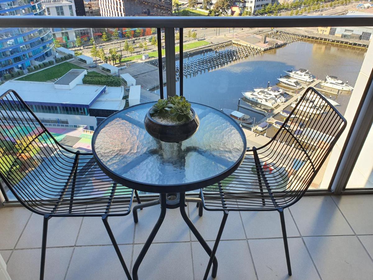 Harbour Escape Apartments Docklands Melbourne Exterior foto